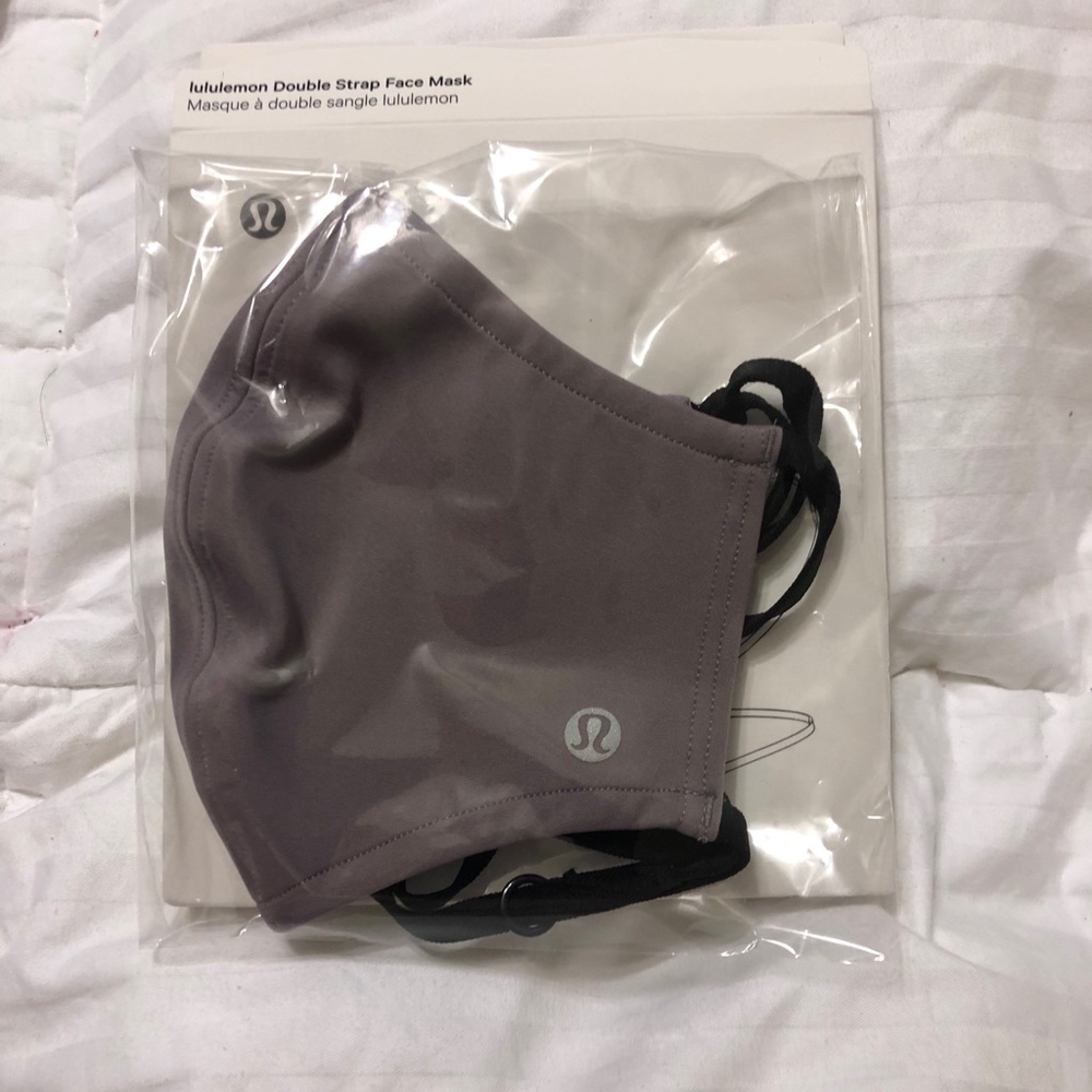 Lululemon mask